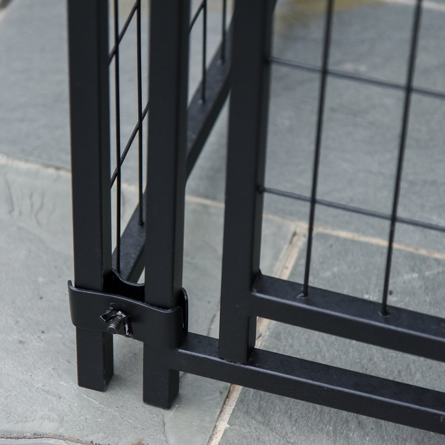 6' x 4' x 6' Large Outdoor Dog Kennel Run Steel Fence with UV-Resistant Oxford Cloth Roof & Secure Lock